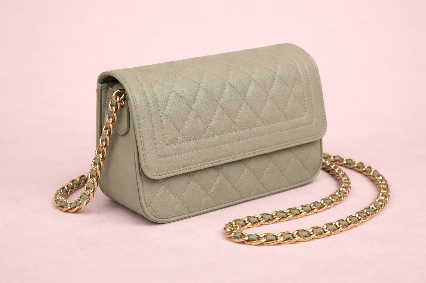 Elegant Quilted Shoulder Pouch