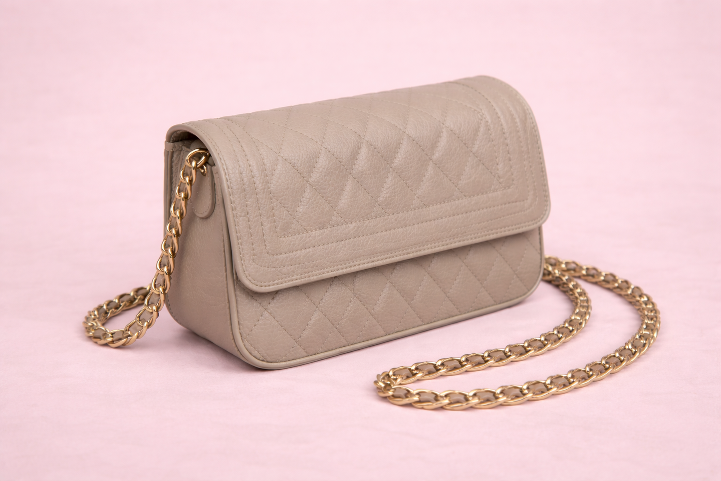 Elegant Quilted Shoulder Pouch
