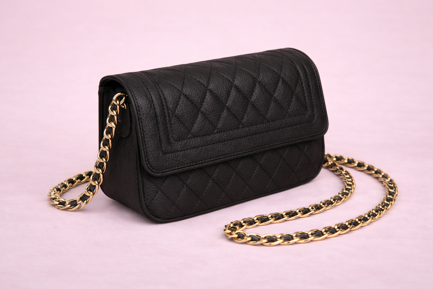 Elegant Quilted Shoulder Pouch